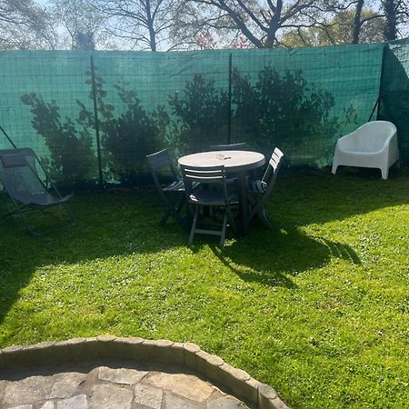 La Petite Maison De Kerguiniou Glomel Kültér fotó