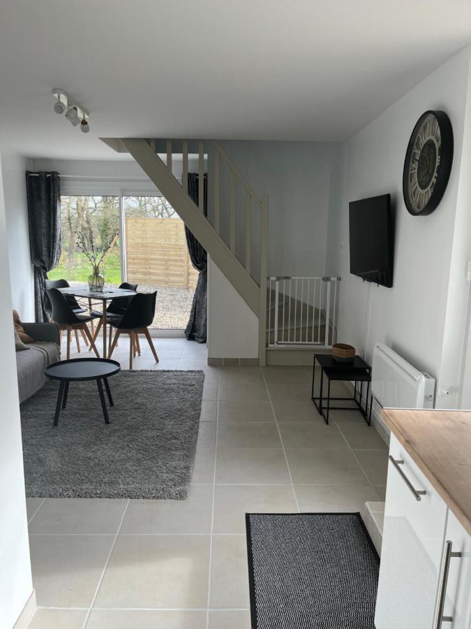 La Petite Maison De Kerguiniou Glomel Kültér fotó