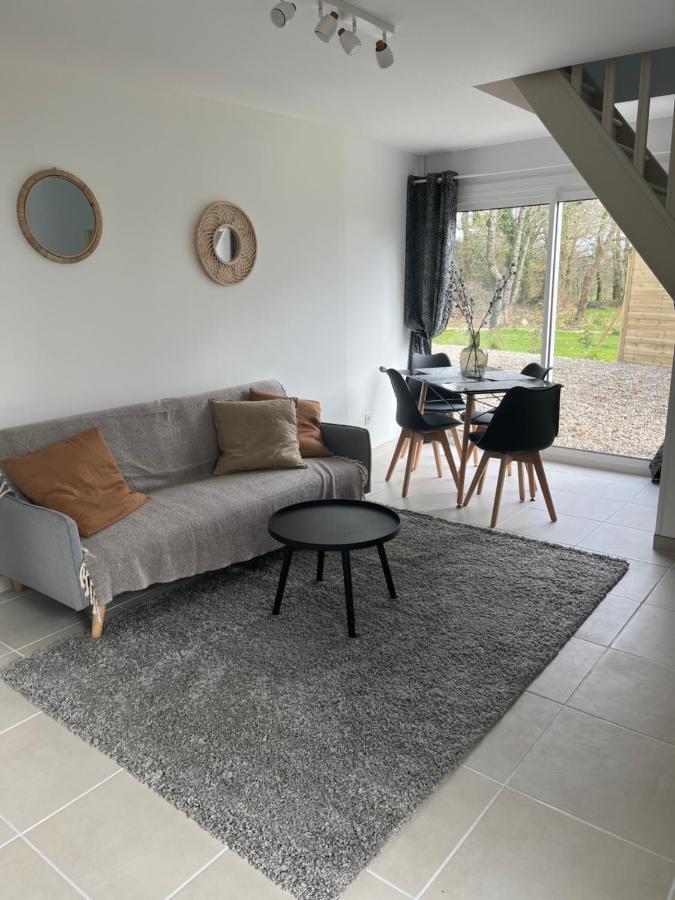 La Petite Maison De Kerguiniou Glomel Kültér fotó